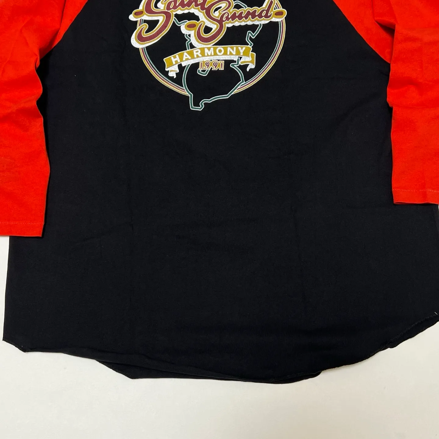 SAINT Mxxxxxx × LASTMAN LM_SS TEE/SNT NOISE/BLK Jesus horn sleeve color block TEE Black and red S-XL LAST MAN co-branded model Customized accessories Completely matched Horn sleeve color block Unlocked design Natural rewinding after washing Unique and handsome Top printing technology Undifferentiated restoration Cylindrical side seam fabric technology Top purchasing level